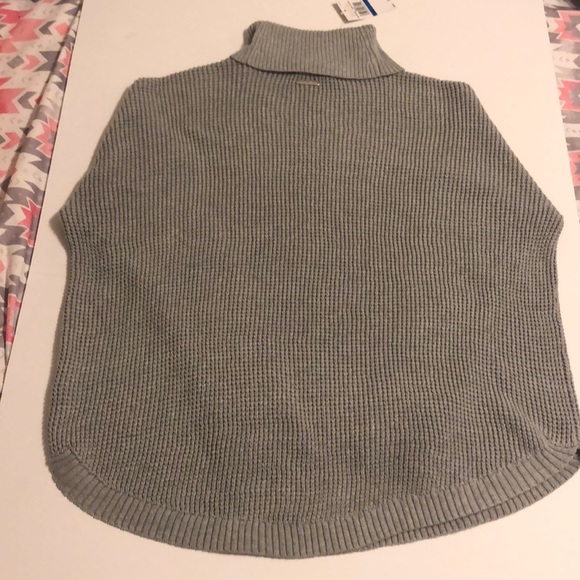 Michael Kors Pearl Heather Turtleneck - Picture 7 of 11